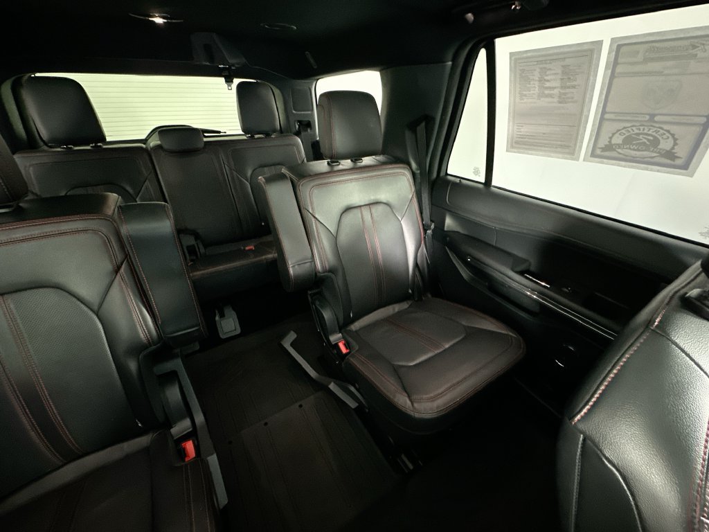 Used 2022 Ford Expedition Limited RWD image 14