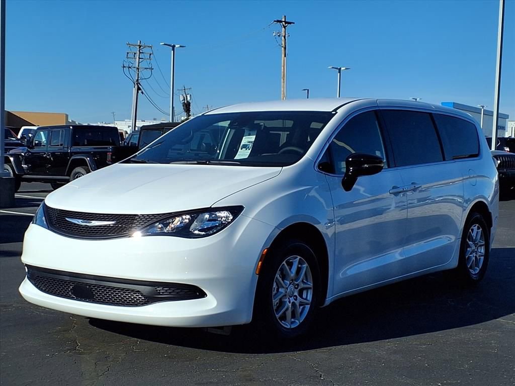 New 2026 Chrysler Voyager LX image 2