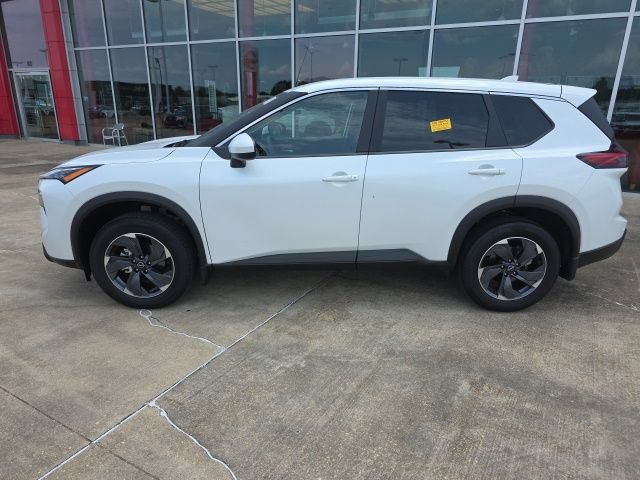 Used 2026 Nissan Rogue SV FWD image 7