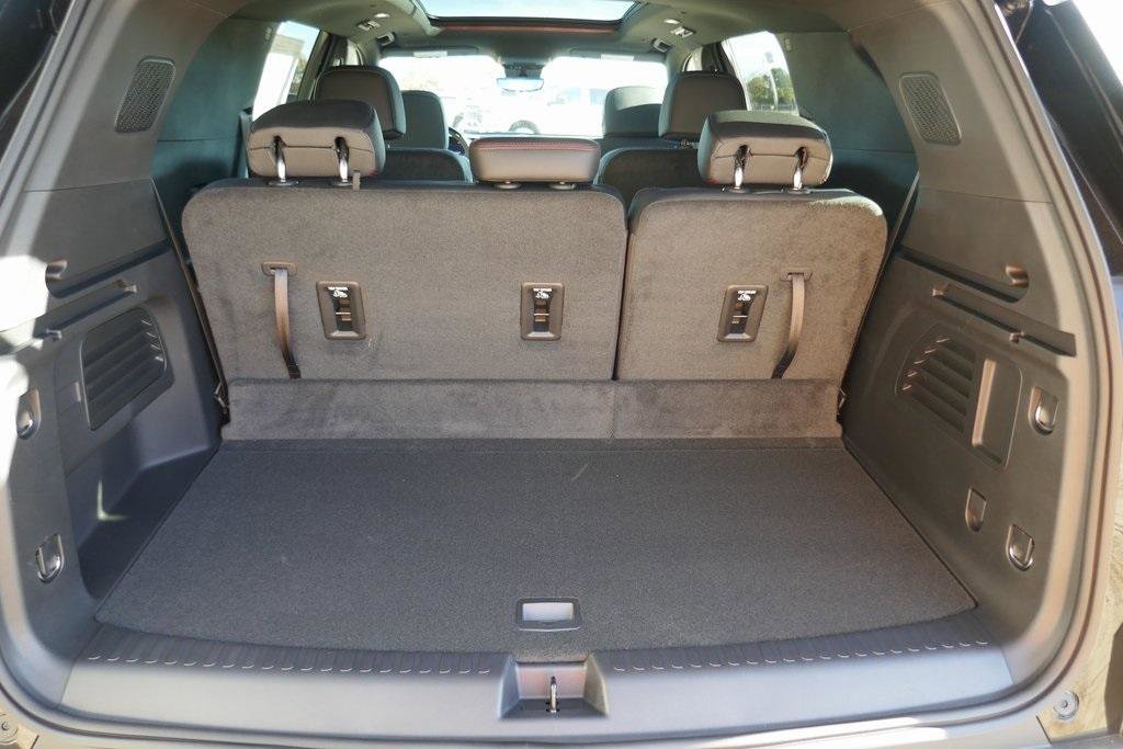 New 2026 Chevrolet Traverse Z71 w/ Enhanced Driving Package image 13