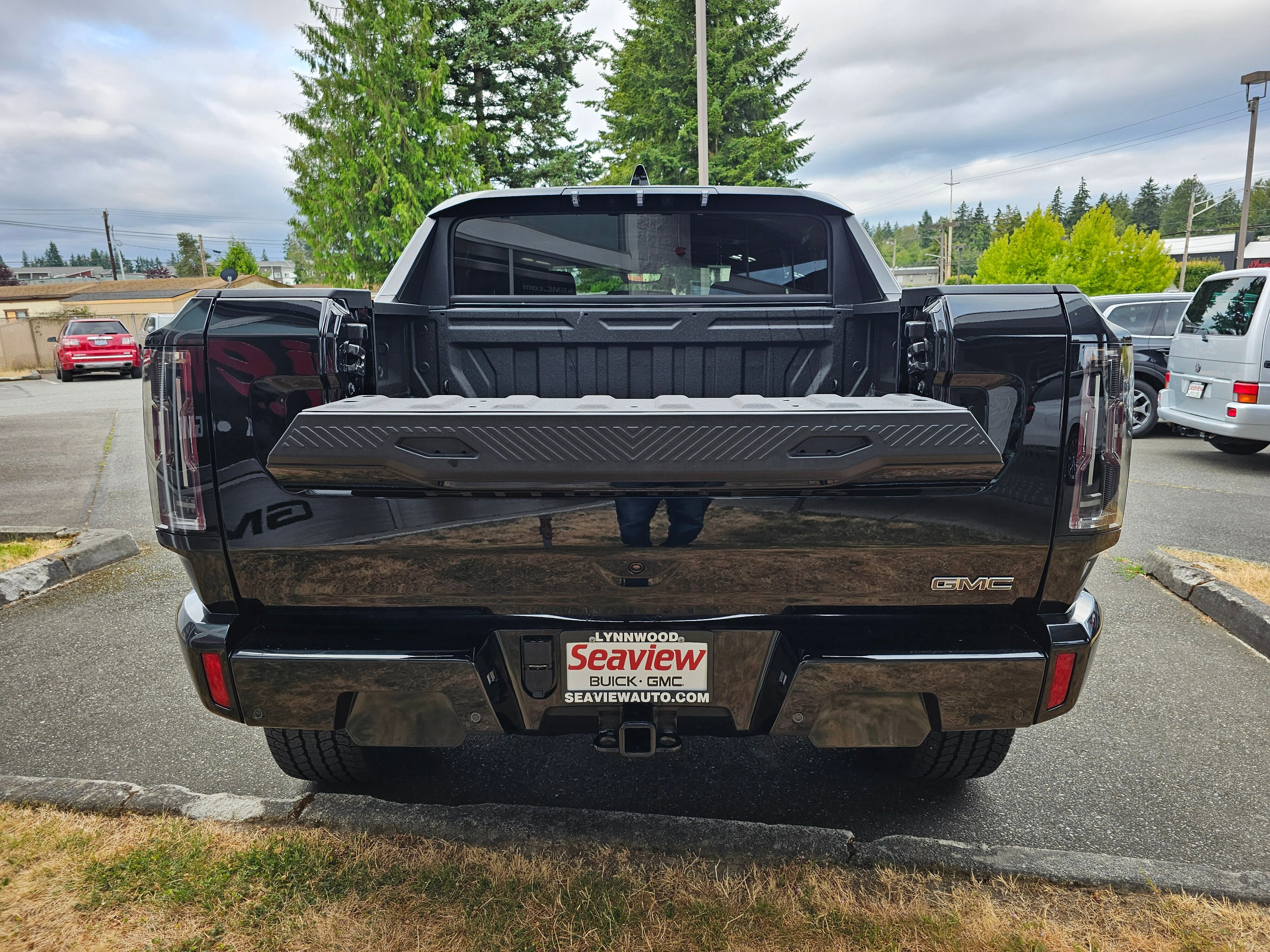 New 2024 GMC Hummer EV 2X image 13