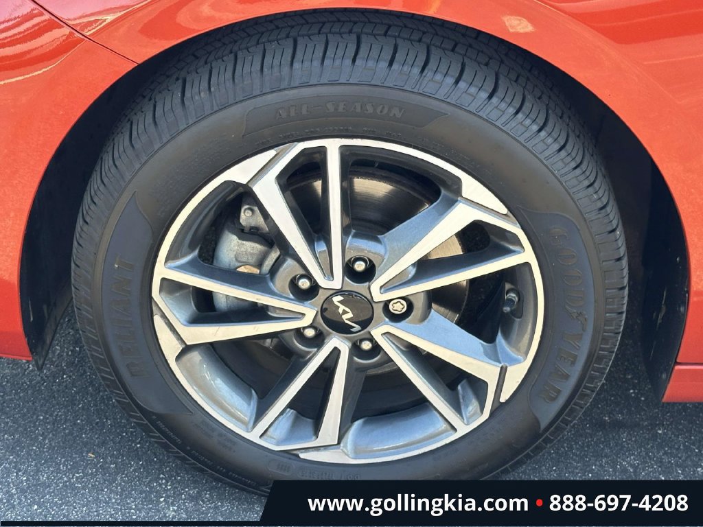 Certified 2023 Kia Forte LXS w/ LXS Technology Package FWD image 7