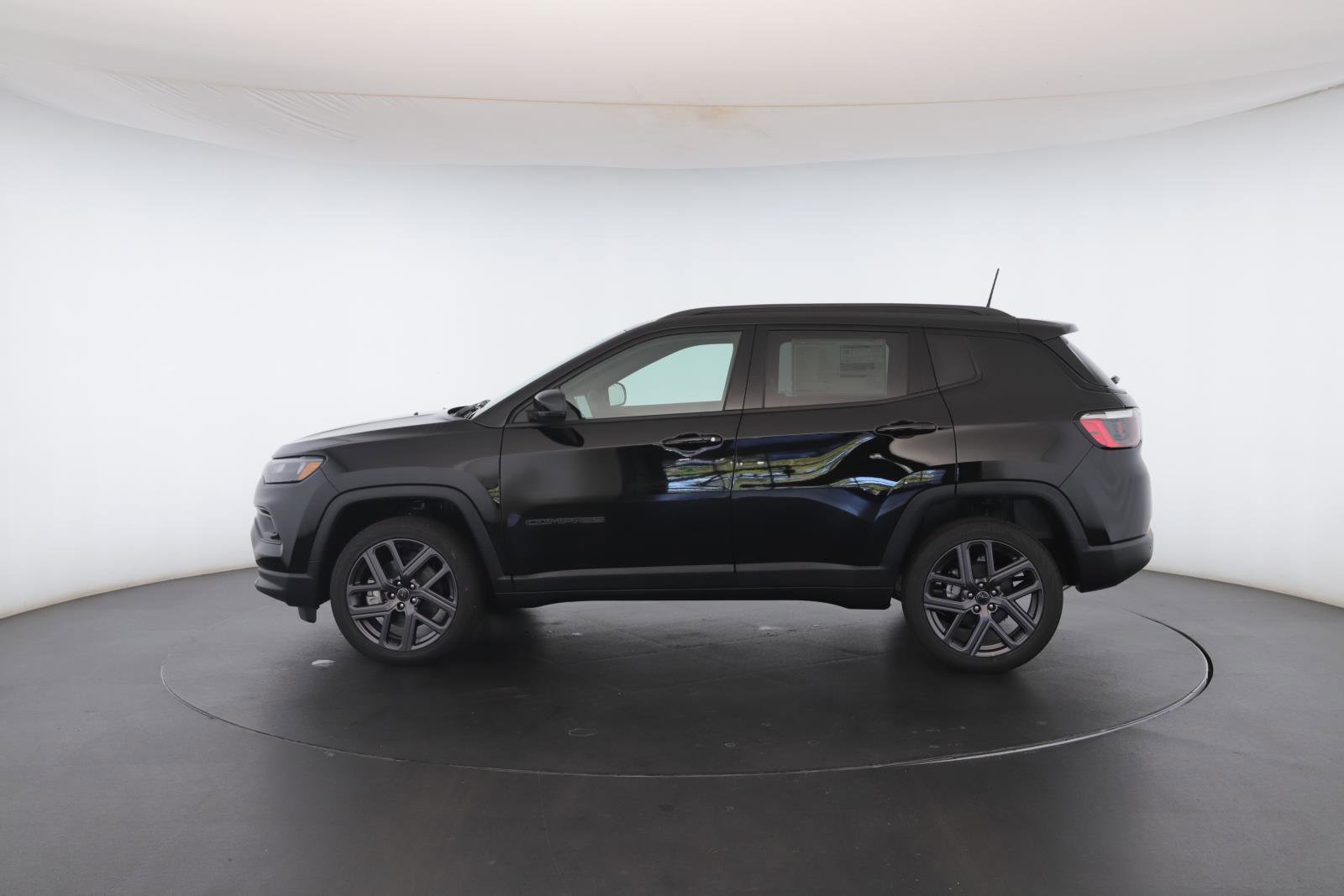New 2026 Jeep Compass Limited w/ Sun, Sound & Navigation Group image 20