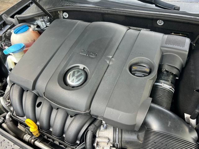 Used 2014 Volkswagen Passat Wolfsburg Edition image 30