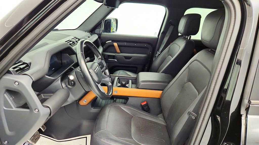 Used 2023 Land Rover Defender 110 X image 21