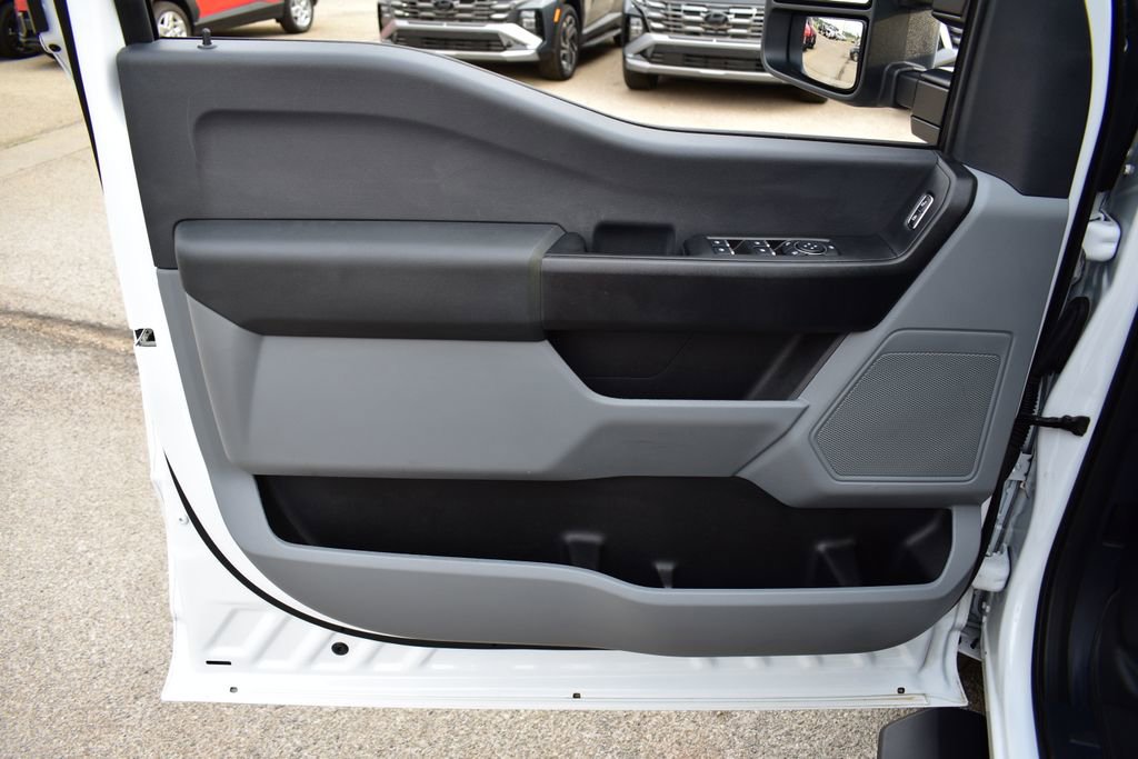 Used 2025 Ford F350 XL AWD/4WD image 18