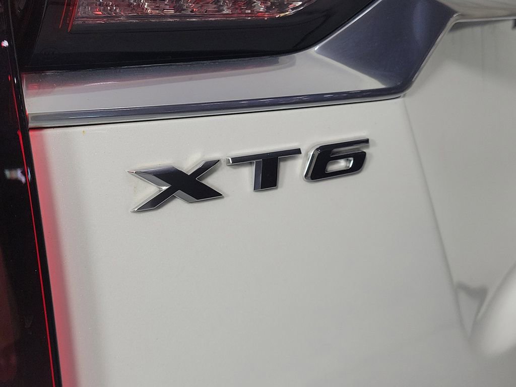 Used 2023 Cadillac XT6 Premium Luxury w/ Platinum Package image 7