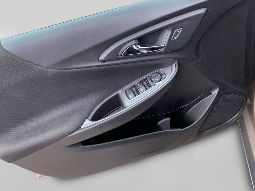 Used 2024 Chevrolet Malibu LT image 14