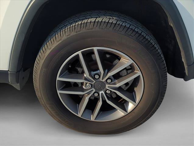 Used 2020 Jeep Grand Cherokee Limited AWD/4WD image 7