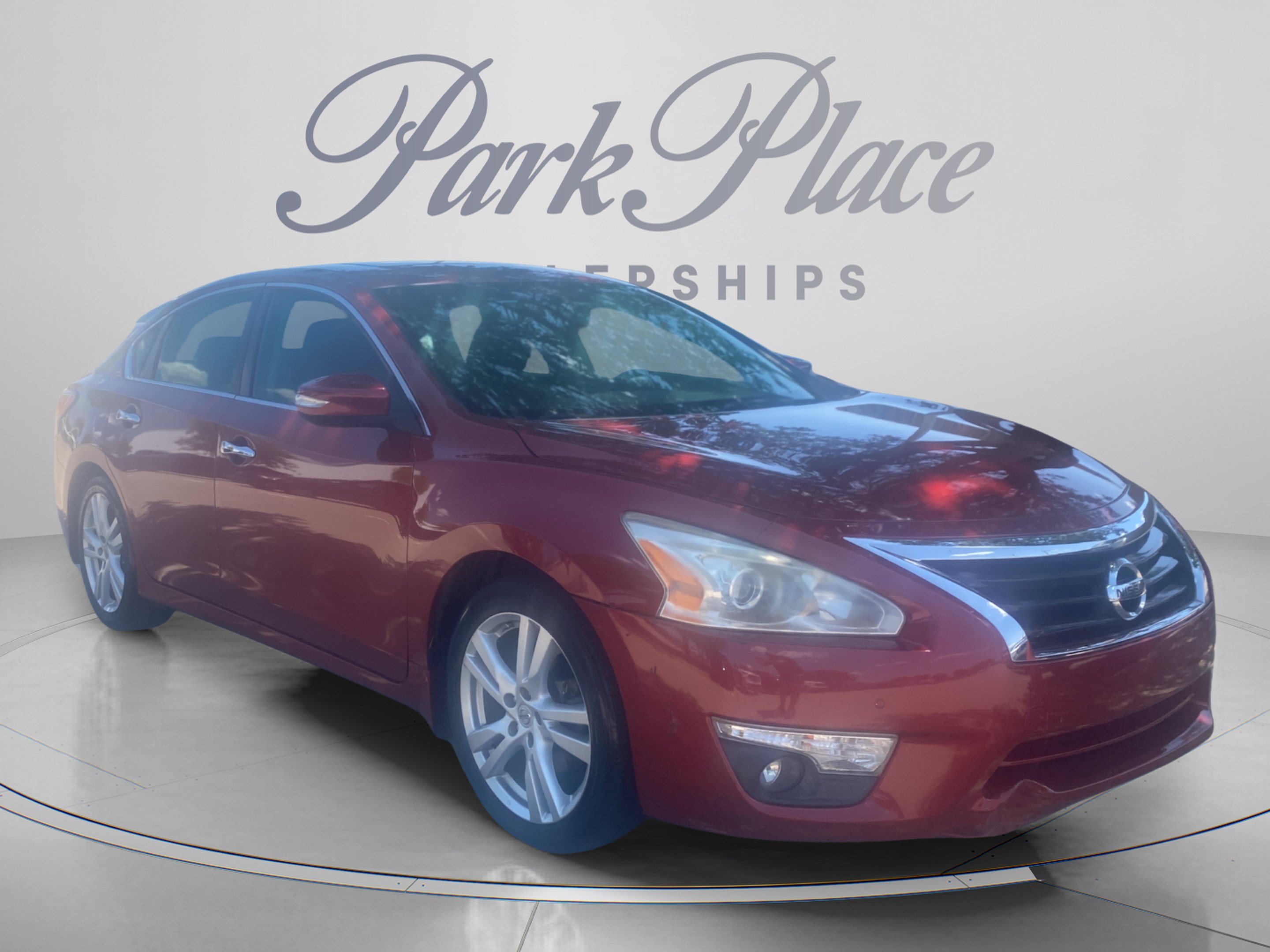 Used 2015 Nissan Altima 3.5 SL FWD image 8
