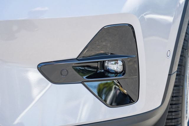 New 2026 Volvo XC40 B5 Plus w/ Climate Package AWD/4WD image 14