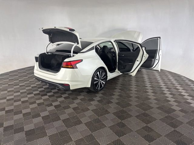 Used 2020 Nissan Altima 2.5 SR FWD image 16