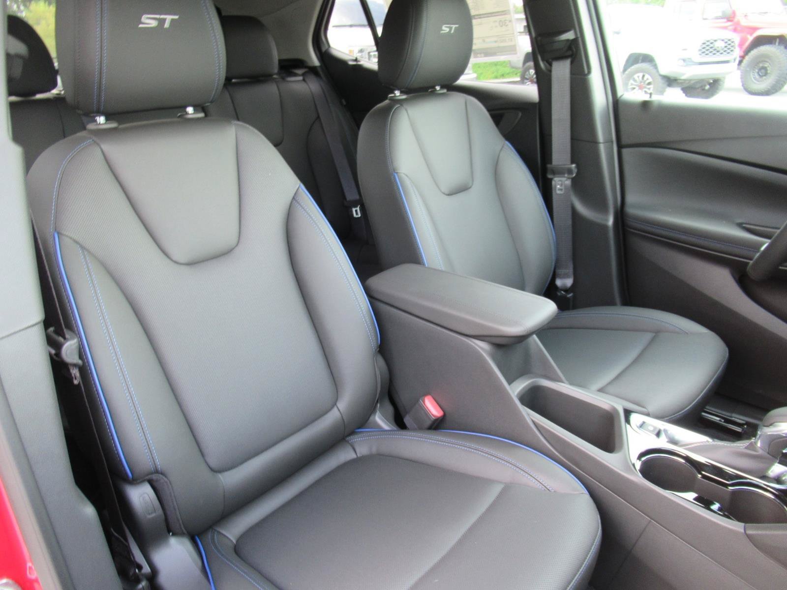 New 2026 Buick Encore GX Sport Touring w/ Comfort Package FWD image 9