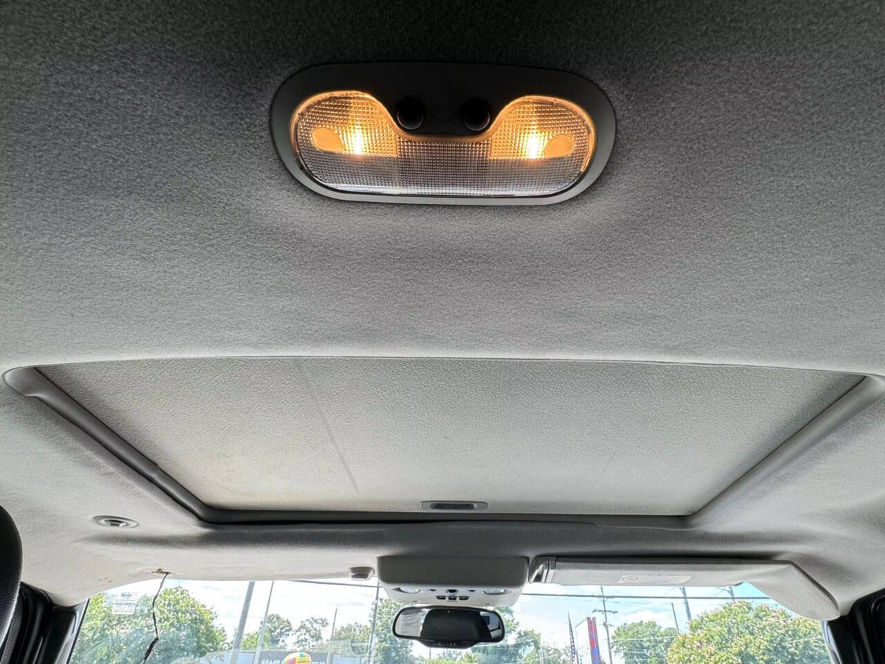 Used 2006 HUMMER H2 Base 4dr SUV 4WD image 26