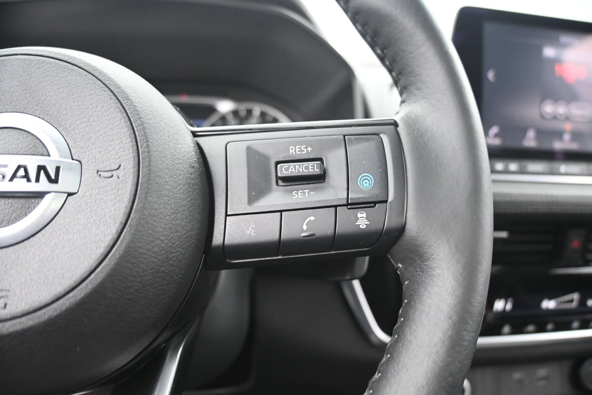 Used 2021 Nissan Rogue SV AWD/4WD image 24