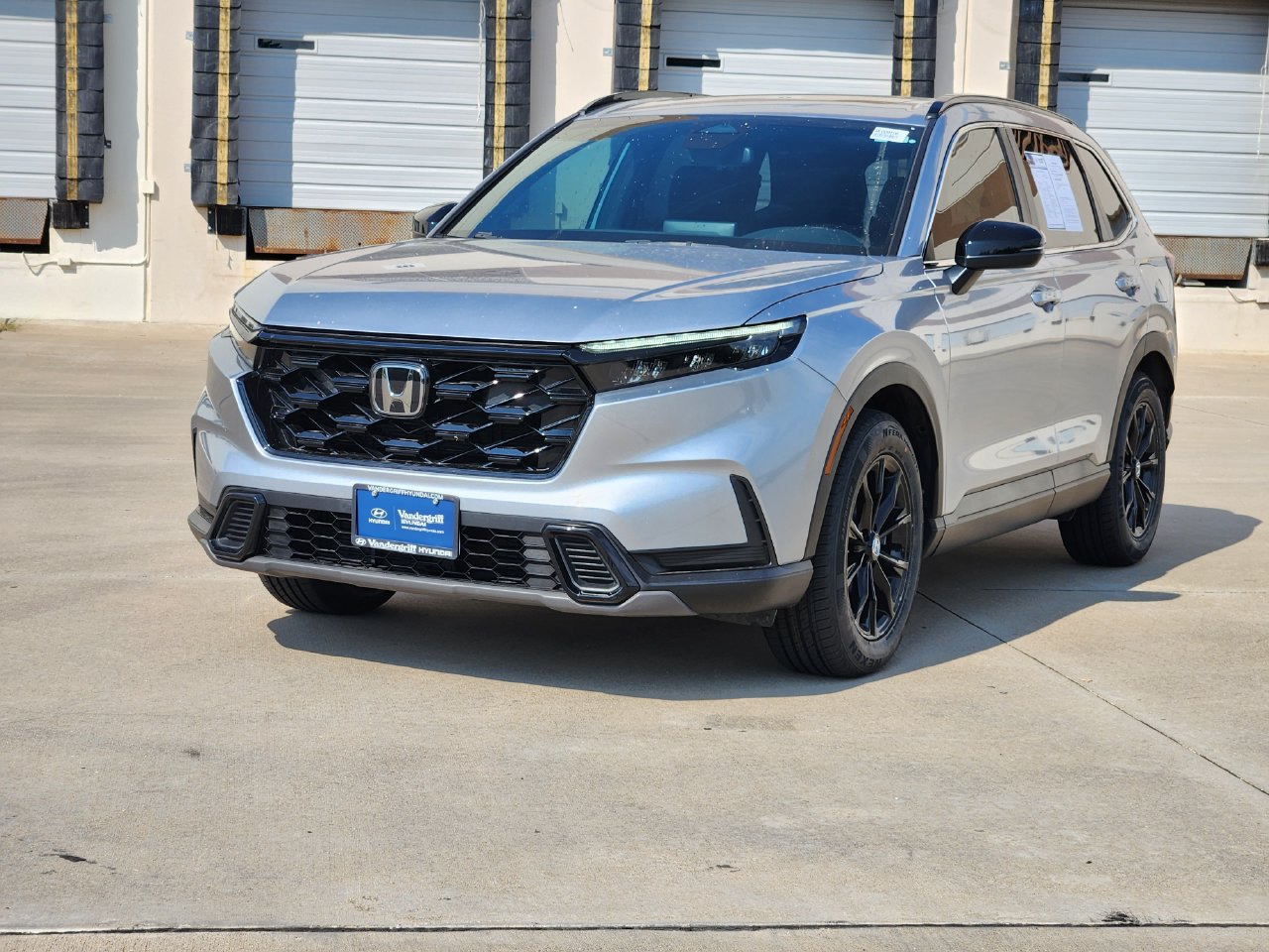 Used 2024 Honda CR-V Sport image 2