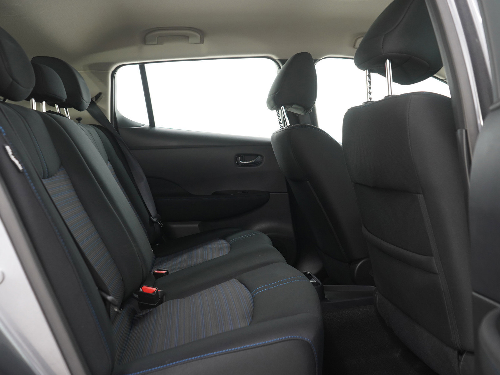 Used 2025 Nissan Leaf SV Plus FWD image 12