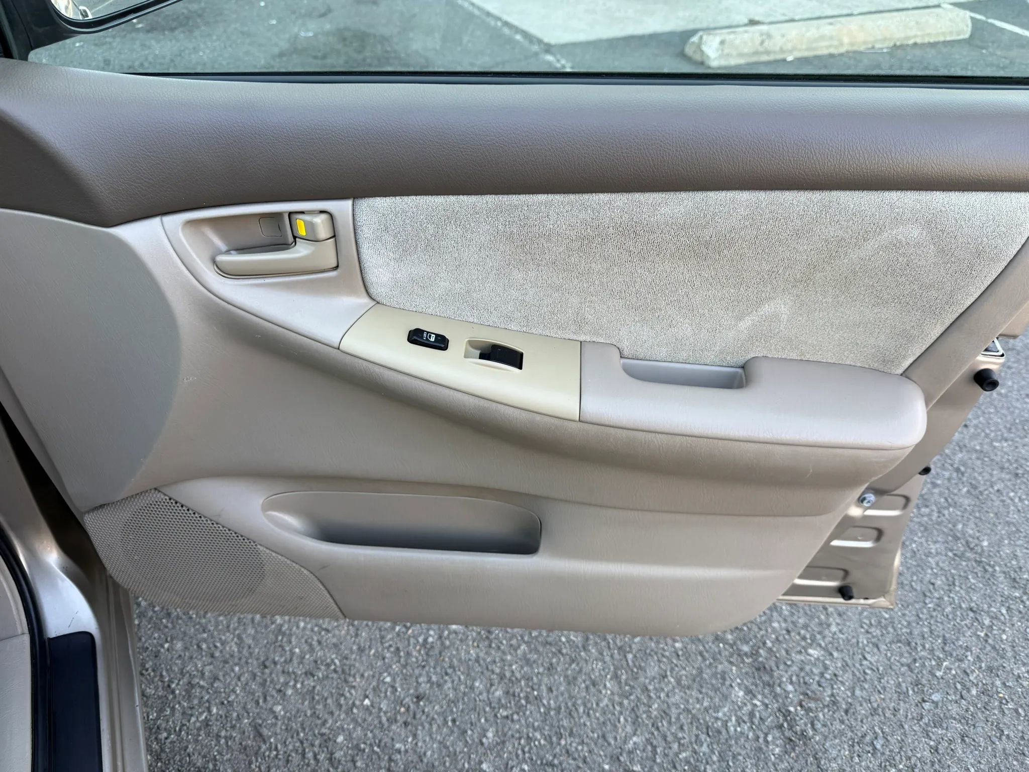 Used 2008 Toyota Corolla CE FWD image 17