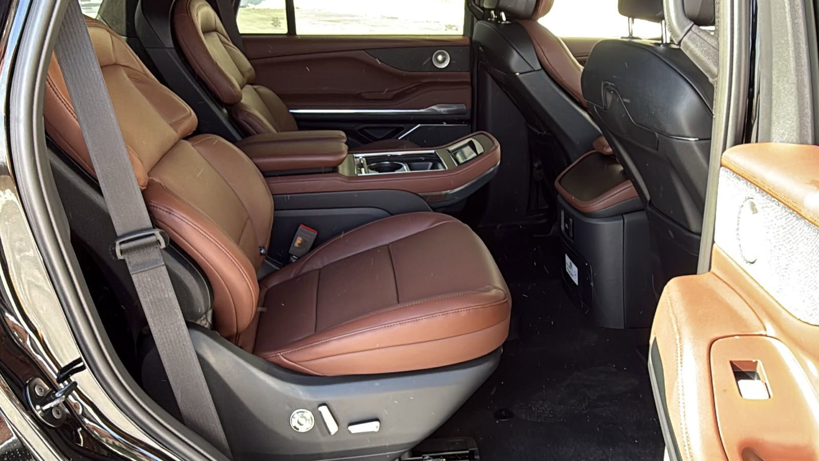 New 2026 Lincoln Navigator Reserve AWD/4WD image 12