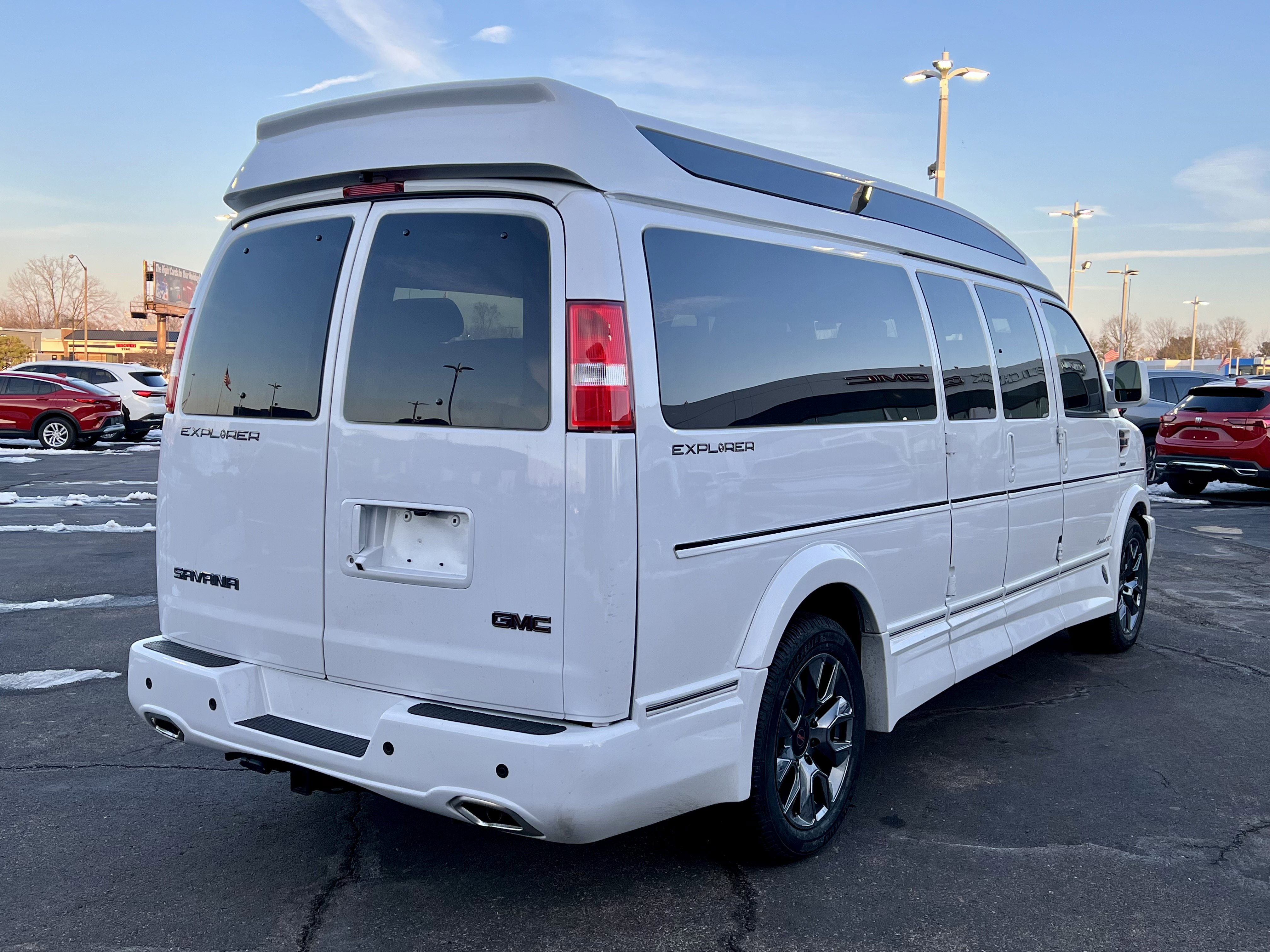 New 2025 GMC Savana 2500 Extended w/ Driver Convenience Package image 9