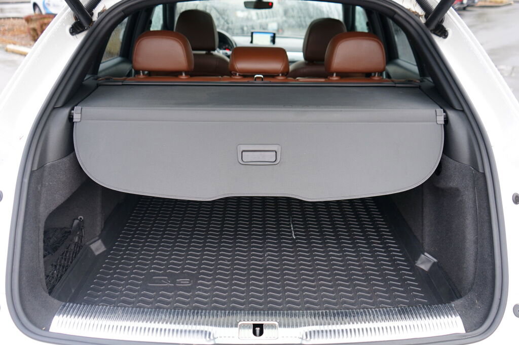 Used 2018 Audi Q3 2.0T Premium Plus w/ Premium Plus Package image 27