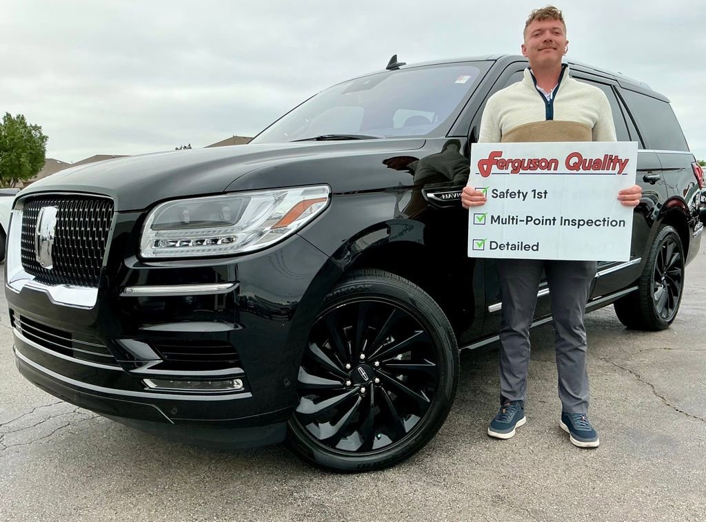 Used 2020 Lincoln Navigator Reserve w/ Equipment Group 208A Reserve AWD/4WD image 1