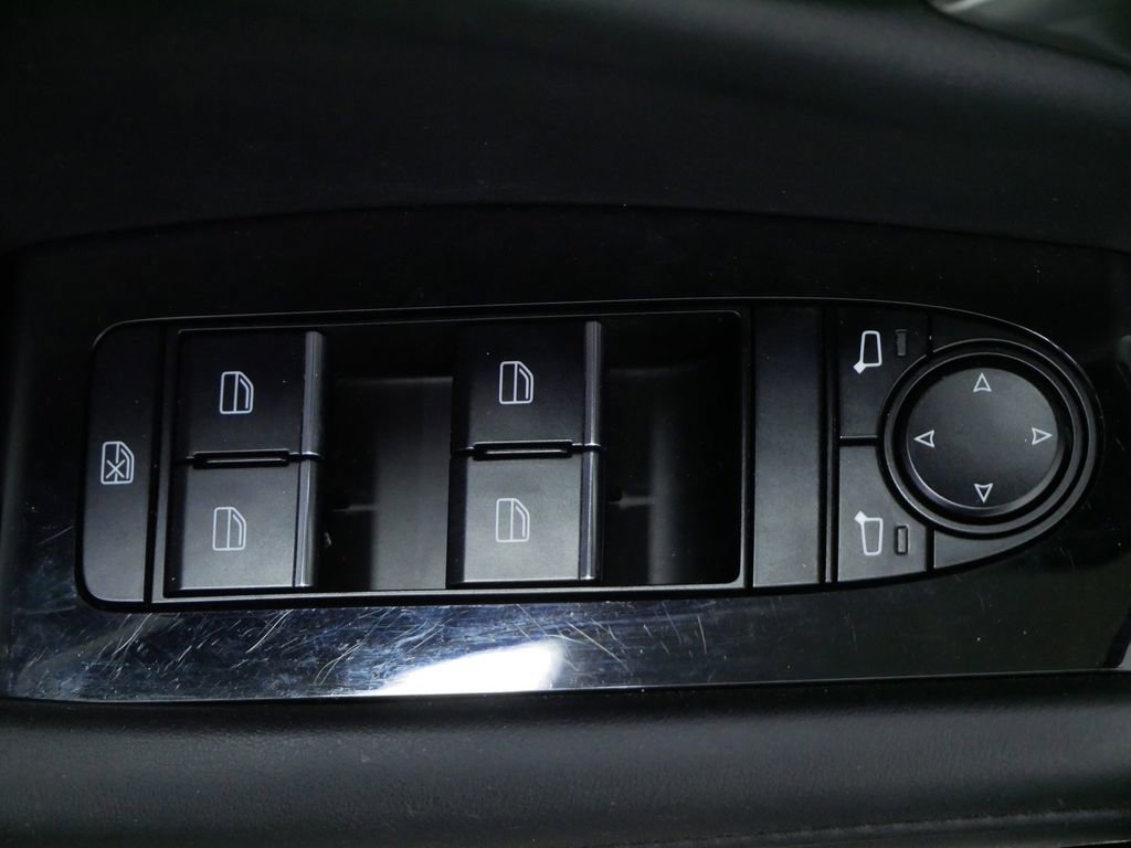 Used 2019 MAZDA MAZDA3 Preferred image 21