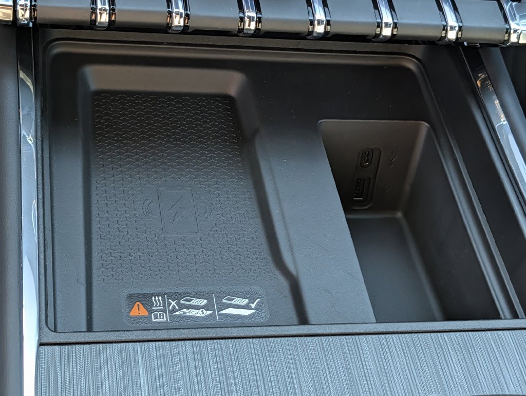 New 2027 GMC Acadia Elevation w/ Black Edition FWD image 15