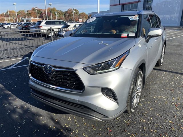 Certified 2020 Toyota Highlander Limited Platinum