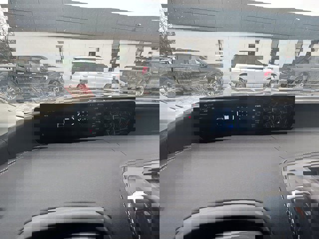 Used 2025 Ford Expedition Max Platinum image 16