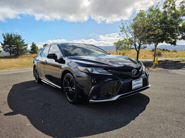 Used 2024 Toyota Camry XSE FWD image 4