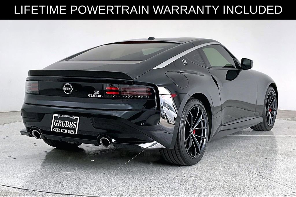 Used 2025 Nissan Z Performance w/ Floor Mat Package RWD image 2