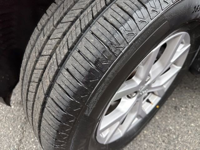 Used 2022 Jeep Grand Cherokee L Limited image 7