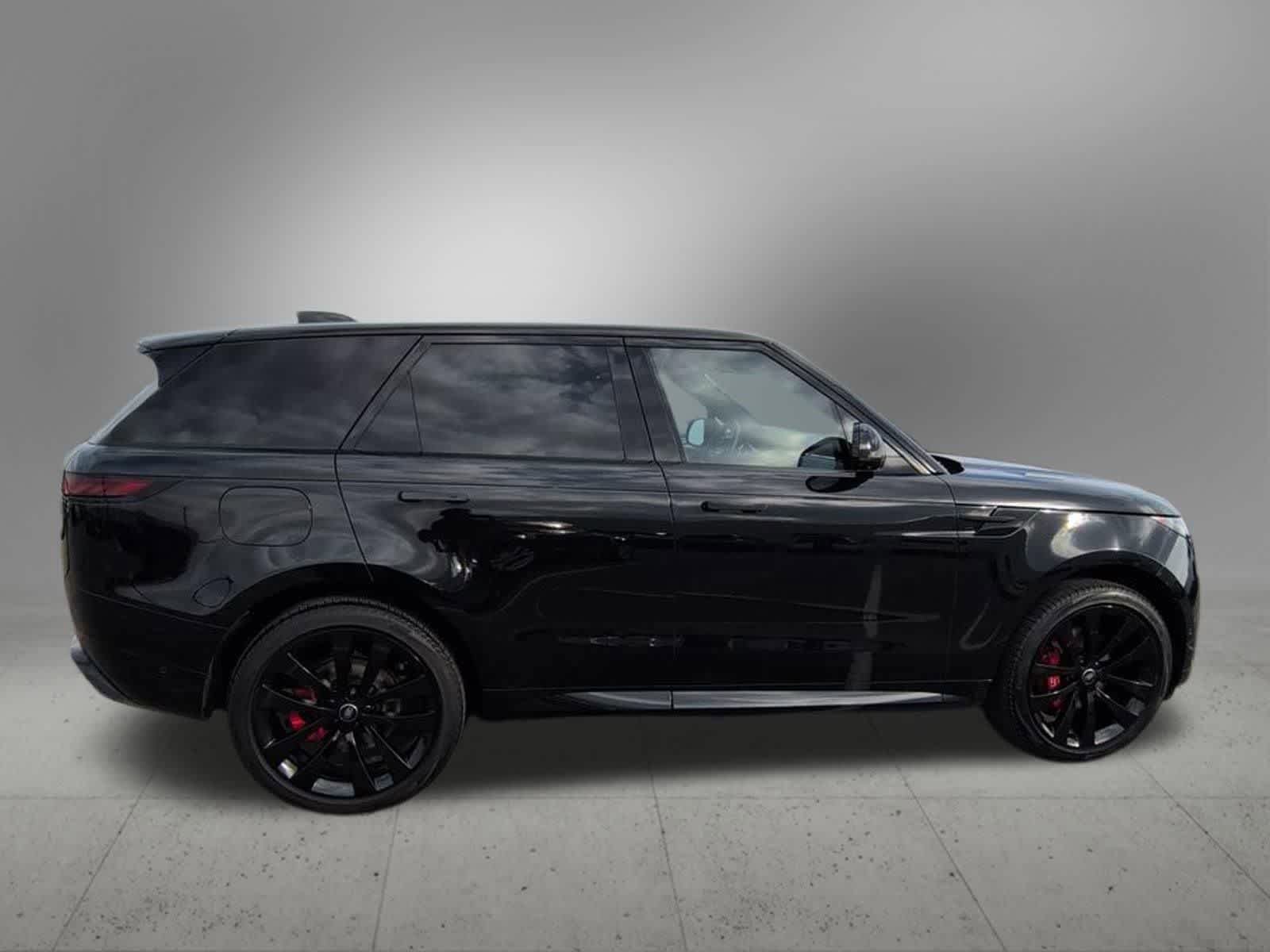 Used 2024 Land Rover Range Rover Sport Dynamic SE AWD/4WD image 7