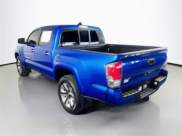 Used 2016 Toyota Tacoma Limited image 5