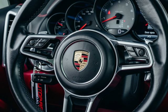 Used 2016 Porsche Cayenne S AWD/4WD image 51