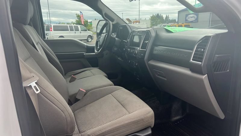 Used 2018 Ford F350 XLT w/ XLT Value Package AWD/4WD image 6