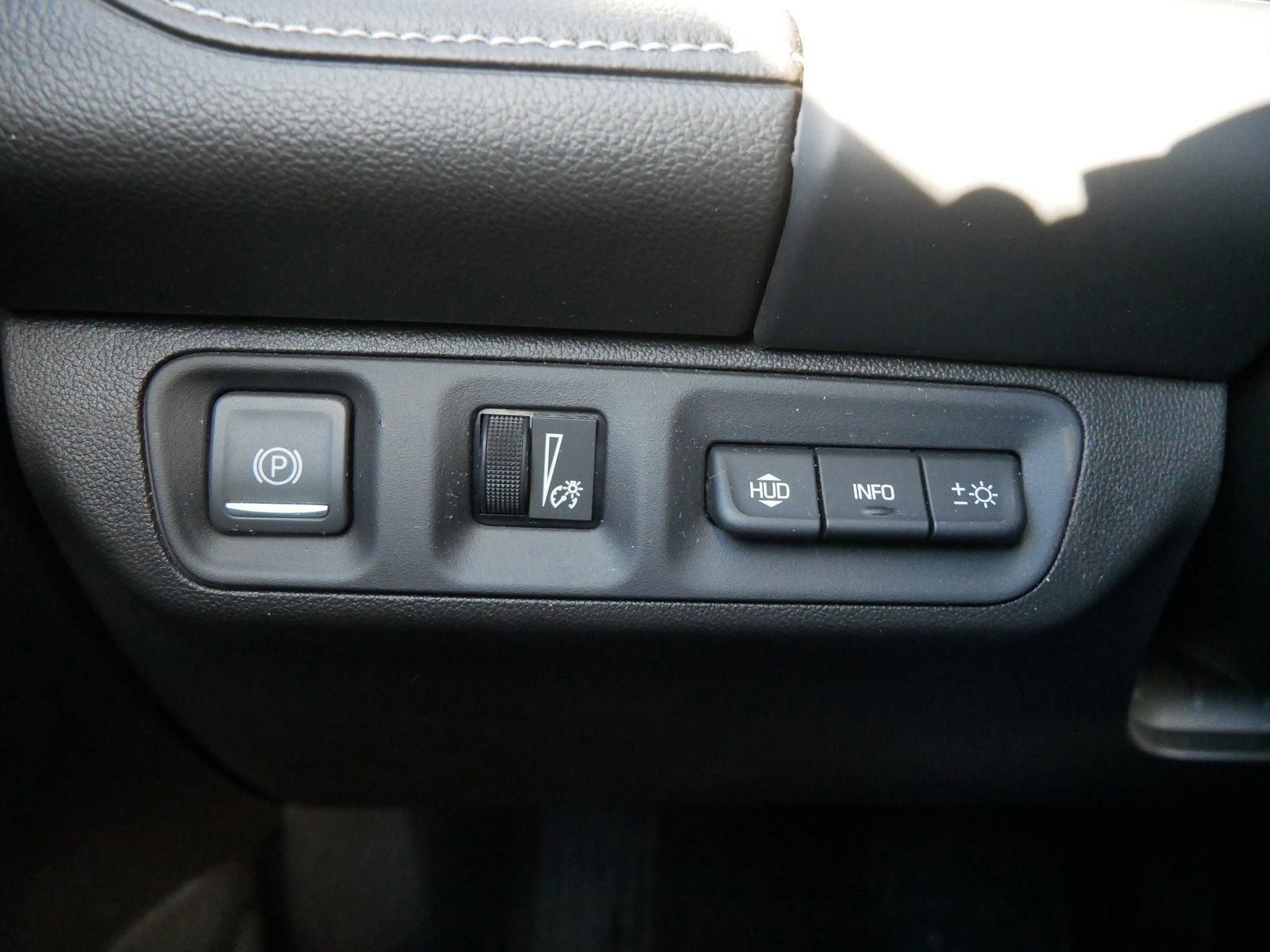 Used 2023 GMC Acadia SLT w/ Technology Package image 30