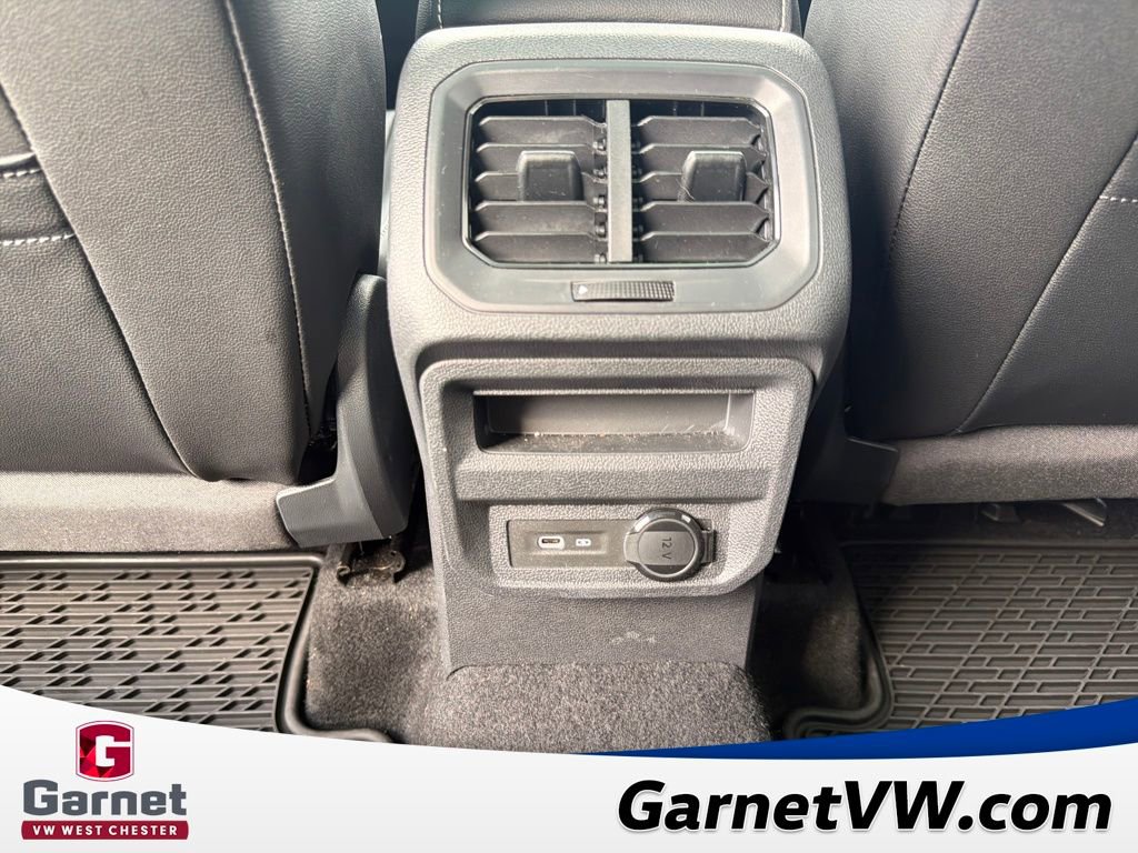 Certified 2023 Volkswagen Tiguan SE w/ Panoramic Sunroof Package AWD/4WD image 37