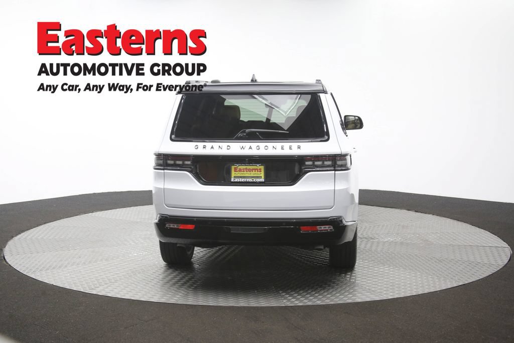 Used 2025 Jeep Grand Wagoneer Series III w/ Rear Seat Video Group 1 AWD/4WD image 44
