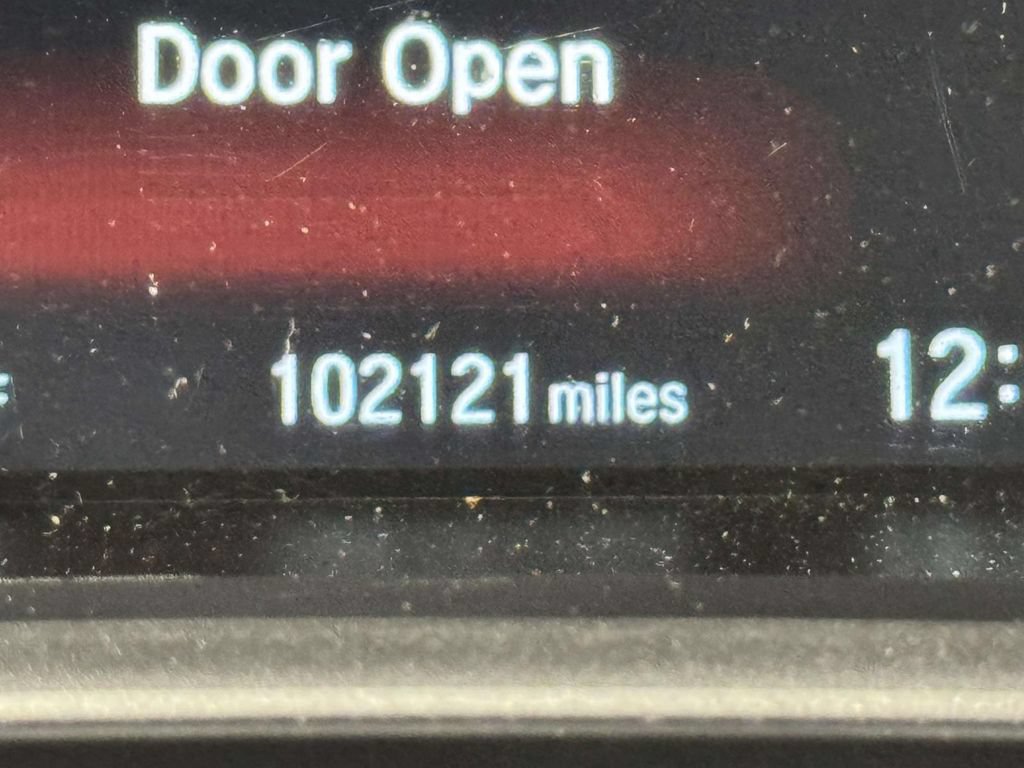 Used 2017 Honda CR-V EX-L image 2