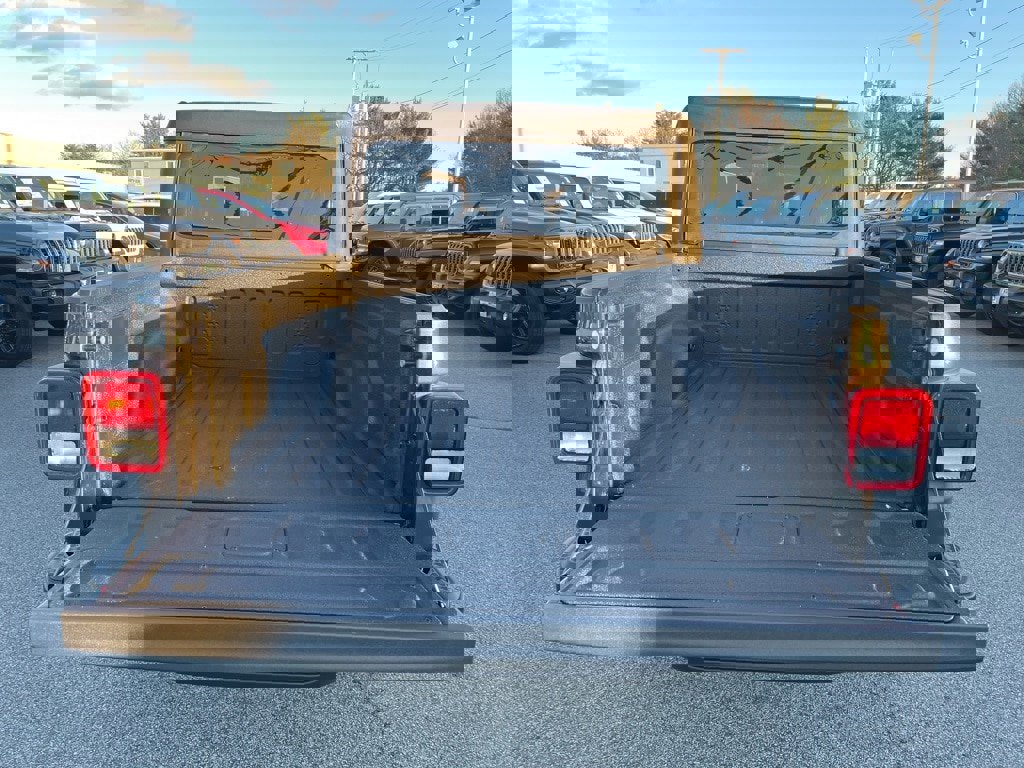 New 2026 Jeep Gladiator Sport image 14