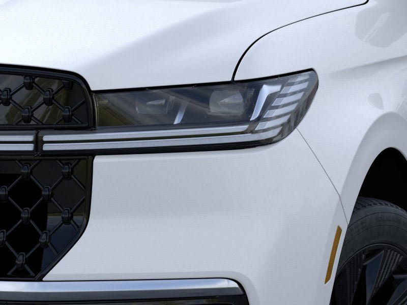 New 2026 Lincoln Navigator Reserve w/ Jet Appearance Package AWD/4WD image 18