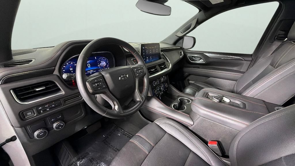 Certified 2023 Chevrolet Suburban RST w/ Luxury Package RWD image 18