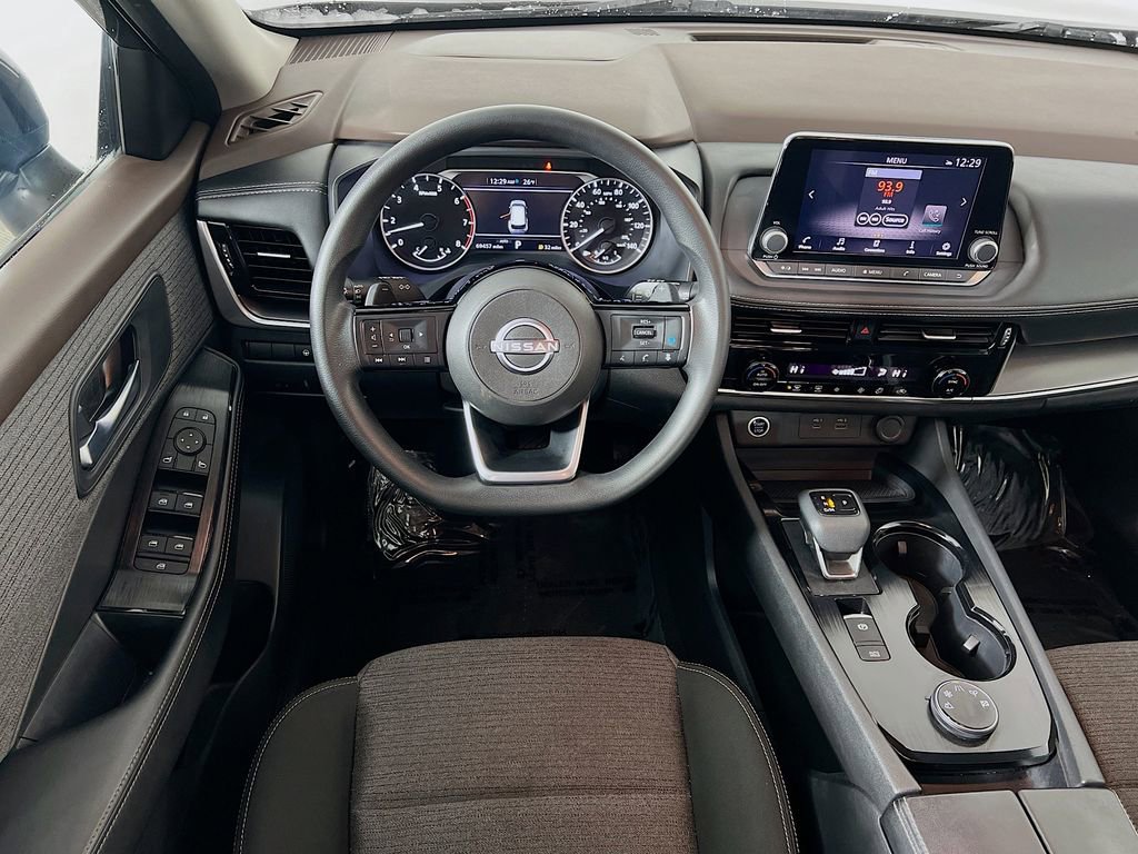 Used 2022 Nissan Rogue SV AWD/4WD image 20