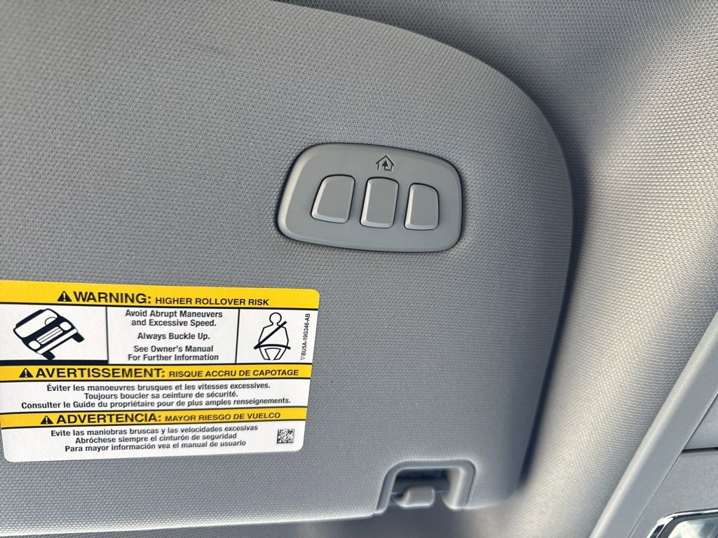 Used 2022 Ford F150 Lariat w/ Equipment Group 502A High image 11