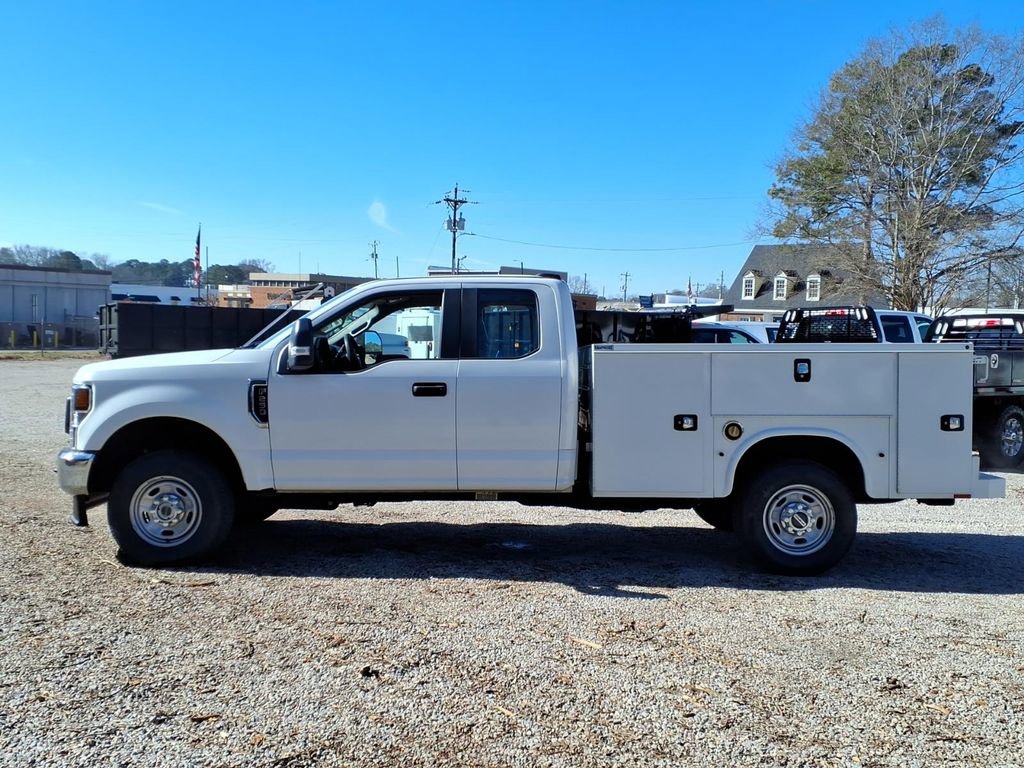 Used 2020 Ford F250 XL w/ Power Equipment Group image 4