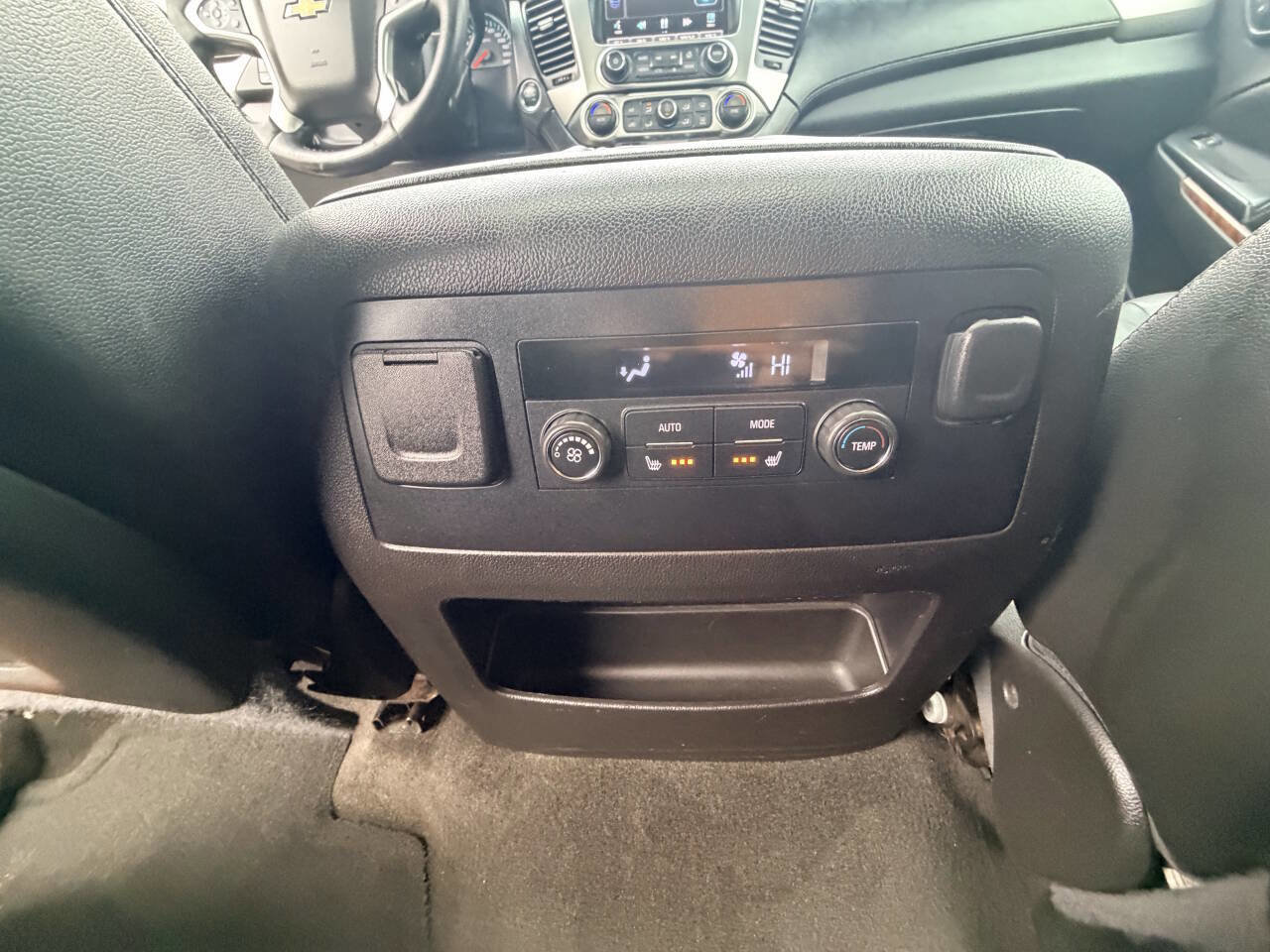 Used 2015 Chevrolet Suburban LTZ AWD/4WD image 44