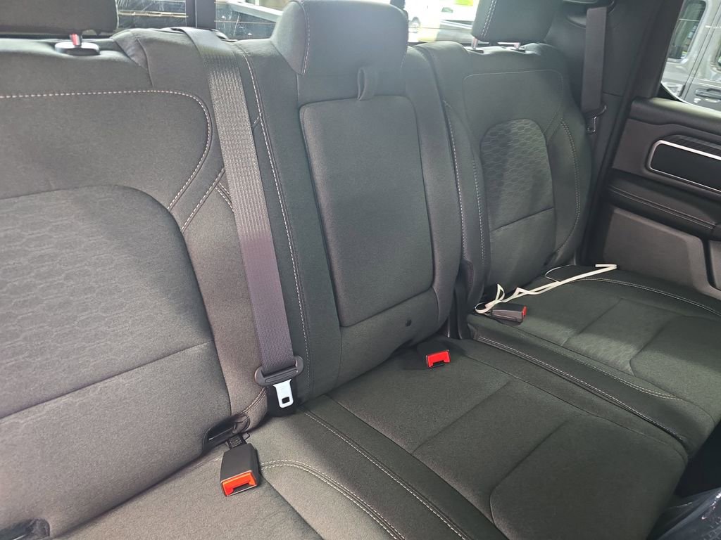 New 2026 RAM 1500 4x4 Crew Cab image 11