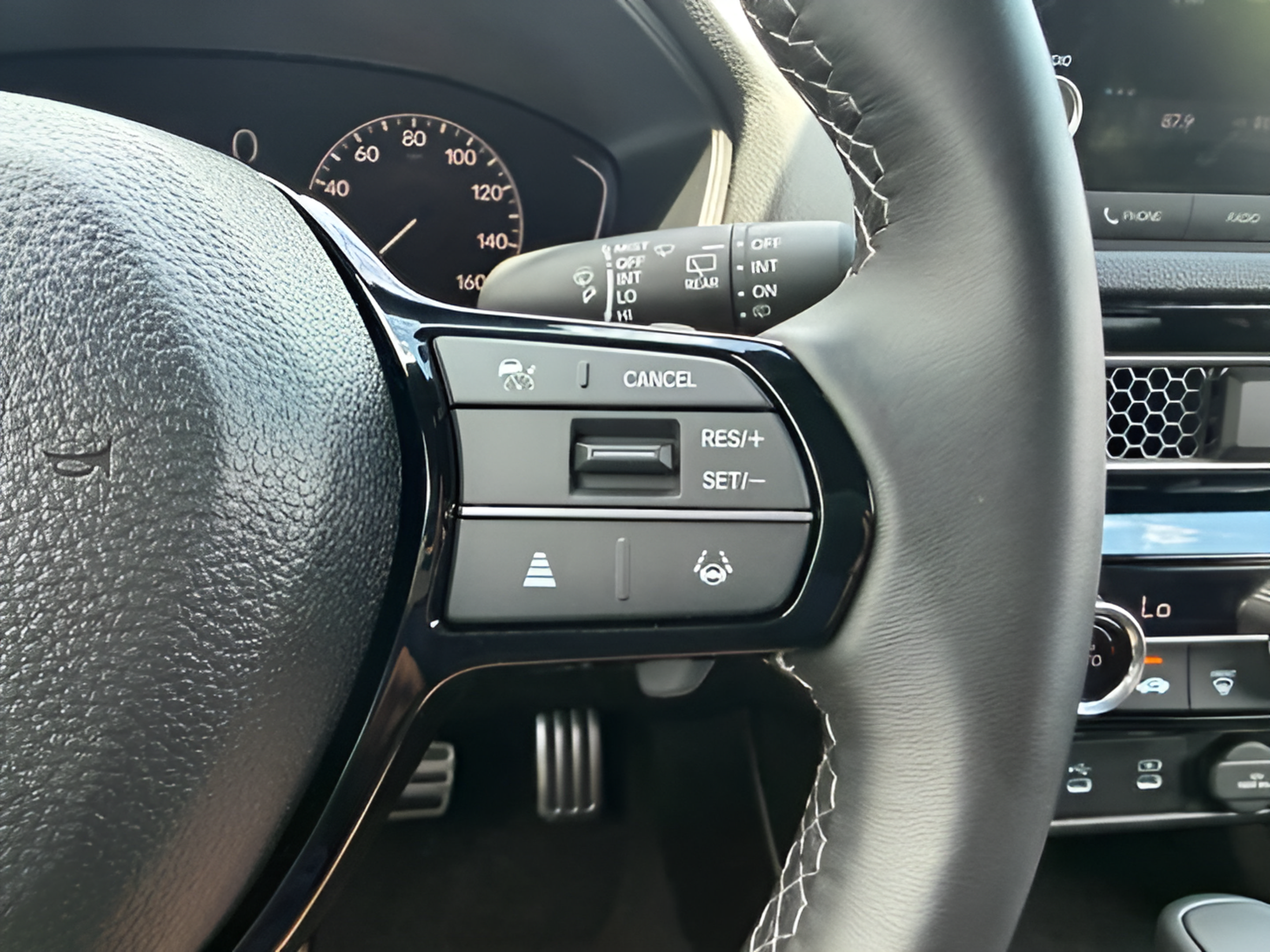 Used 2025 Honda Civic Sport image 11